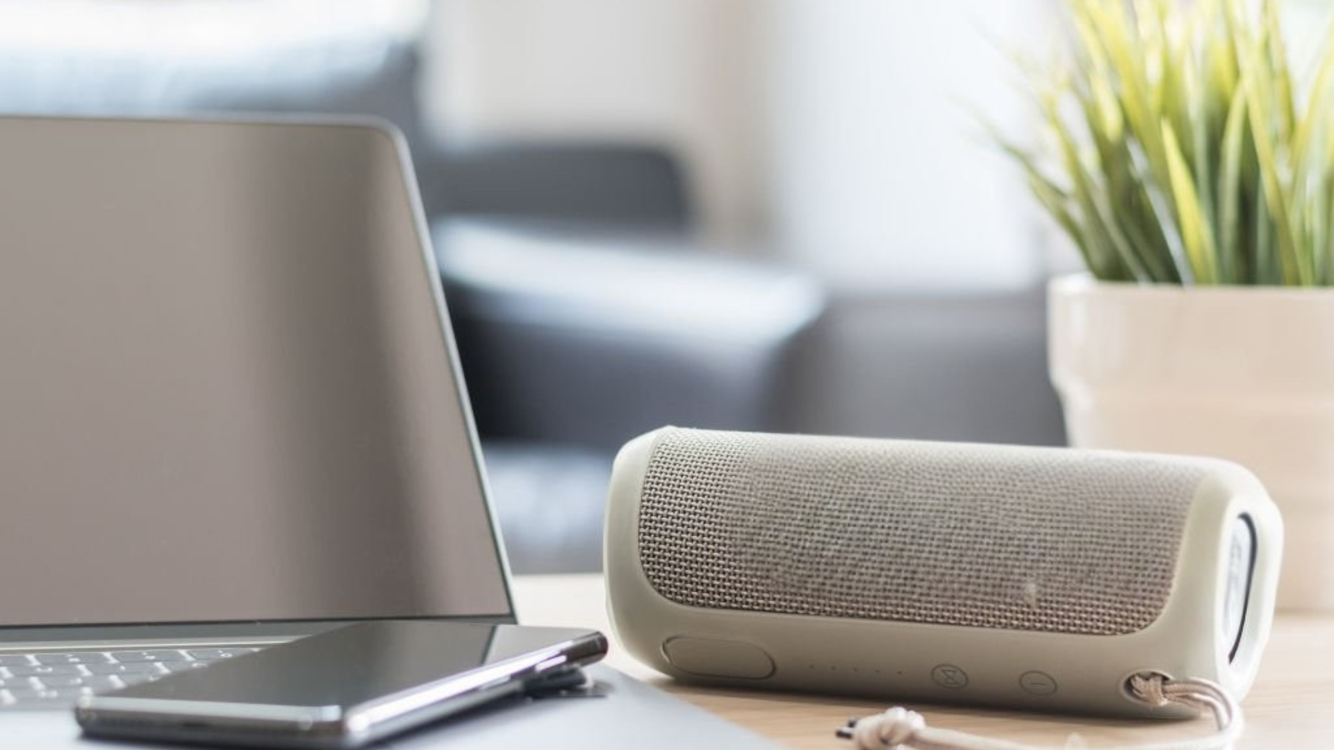 Can you connect any wireless subwoofer to a soundbar